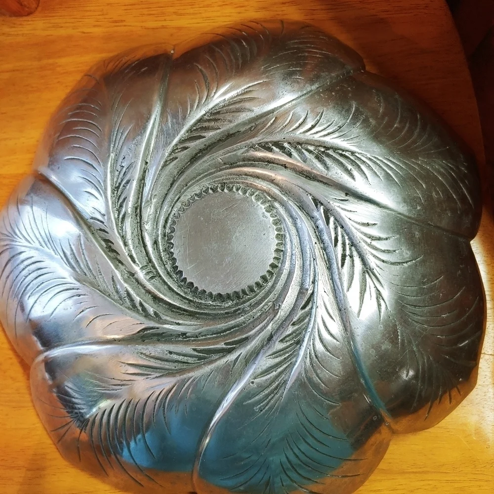 Vintage Cast Aluminium Fruit Metal Bowl